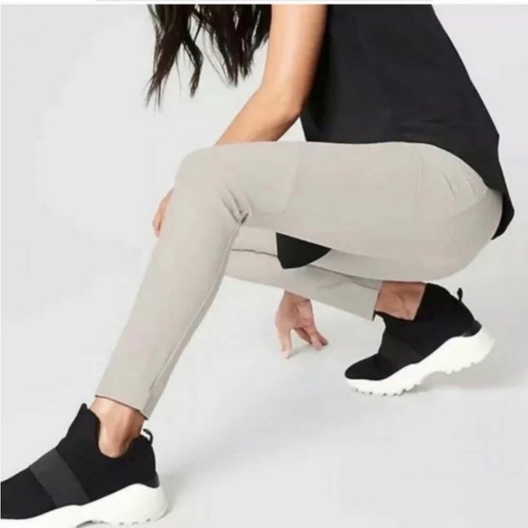 ATHLETA stellar city tight size 6 - Picture 1 of 7
